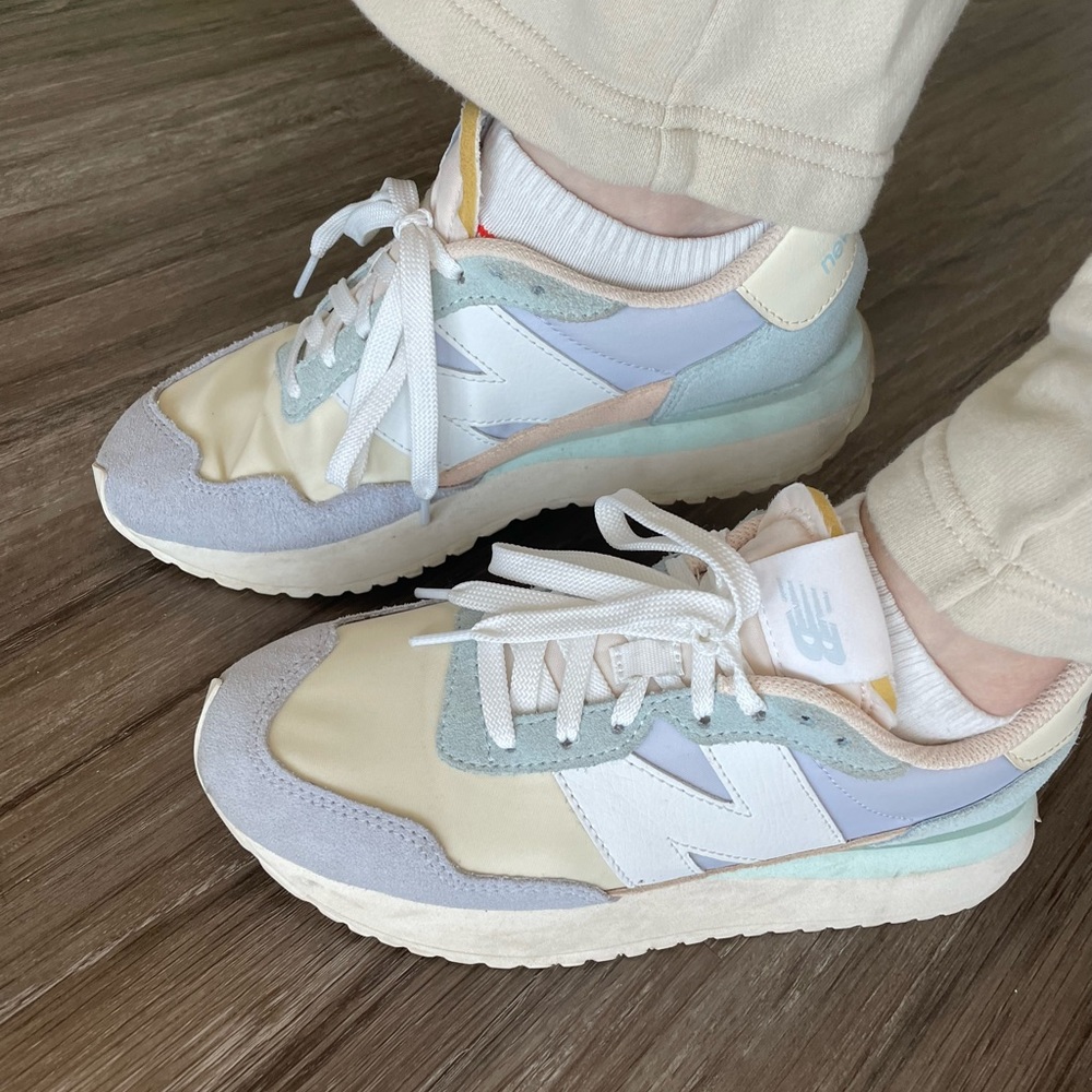 New balance sneakers
